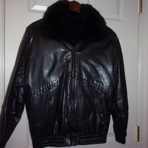 Leather Bomber Jacket W/ Removeable Fur Lining And Collar Vintage EUC Sz M GREAT